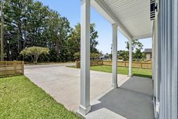 2629 Bonds Avenue photo 4