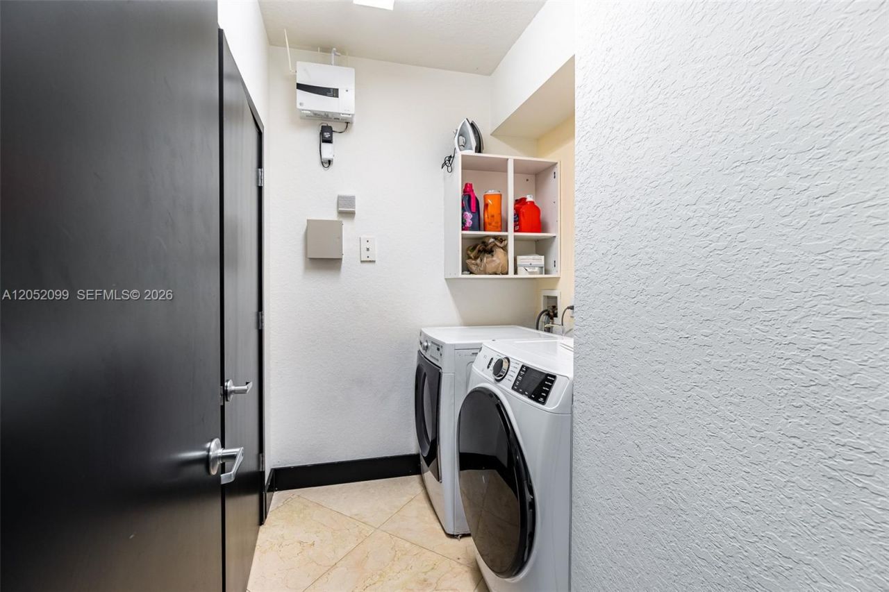 10700 NW 66th St , Unit 407, Doral, FL 33178 Photo