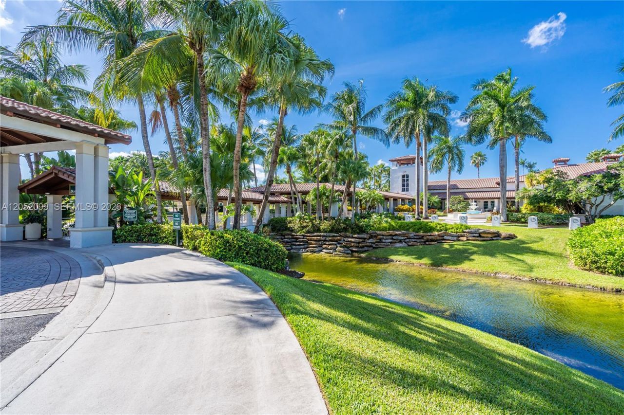 10700 NW 66th St , Unit 407, Doral, FL 33178 Photo