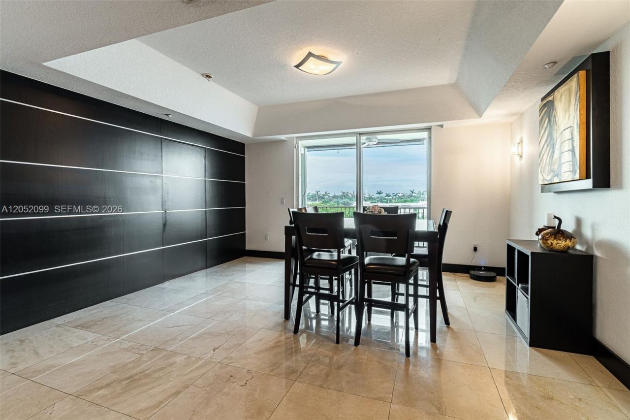 10700 NW 66th St , Unit 407, Doral, FL 33178 Photo