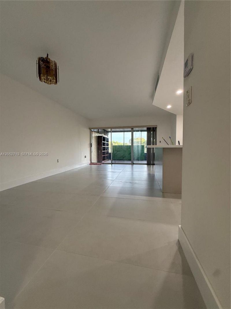 14293 Kendale Lakes Cir , Unit 14293, Miami, FL 33183 Photo