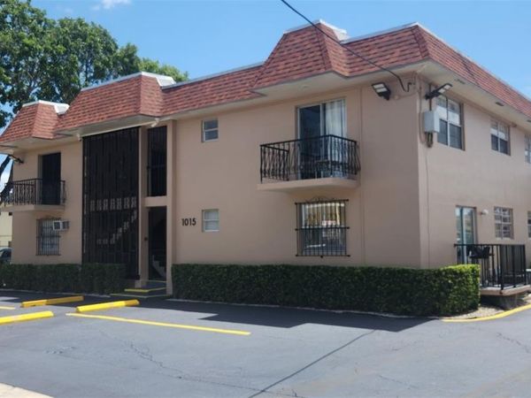 1015 NW 45th Ave , Unit 102, Miami, FL 33126