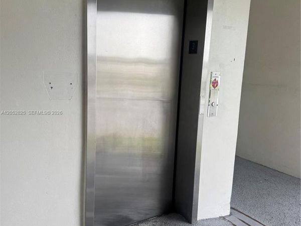 8220 Sunrise Lakes Blvd , Unit 309, Sunrise, FL 33322