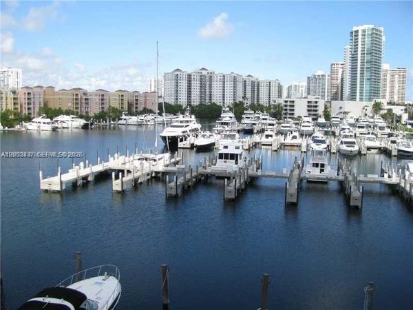 19355 TURNBERRY WY, Unit 22C, Aventura, FL 33180