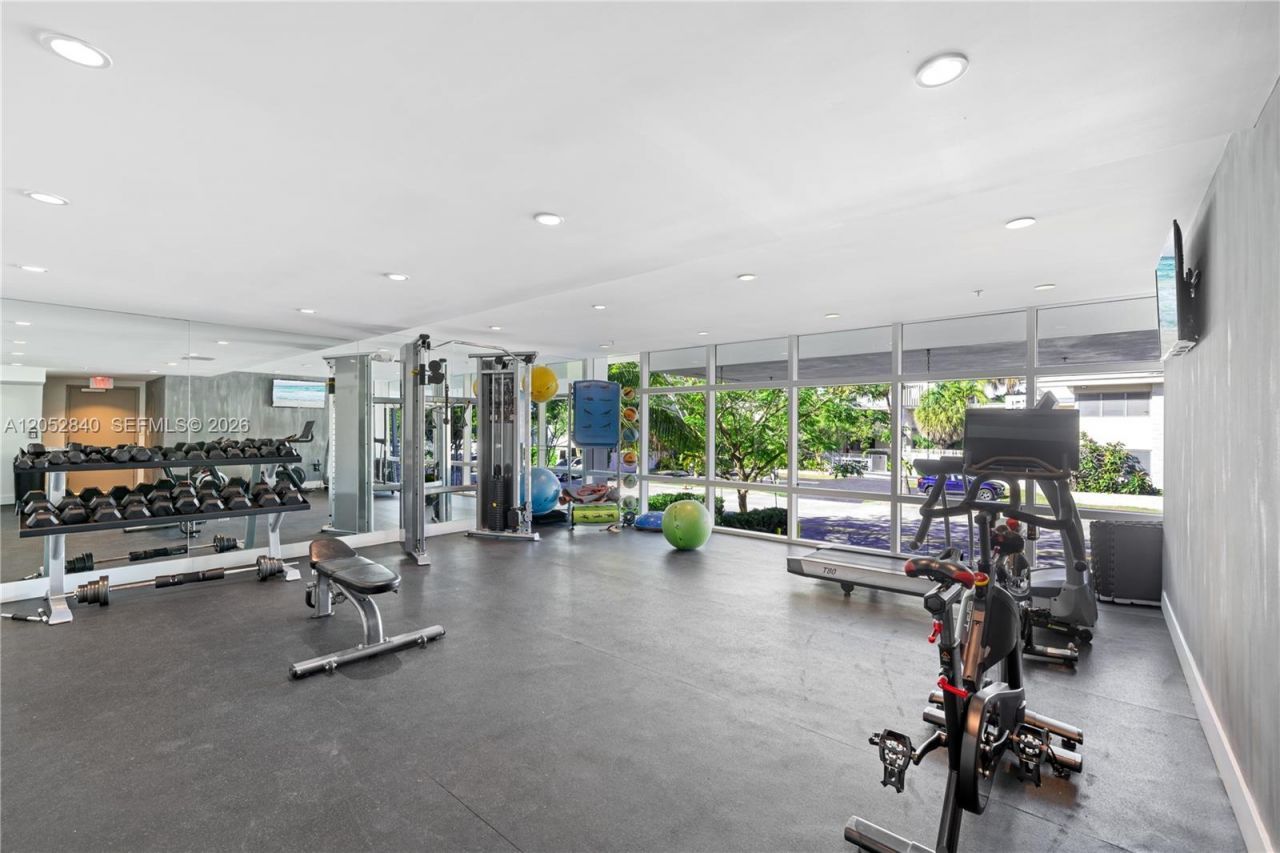 1150 102nd St , Unit 506, Bay Harbor Islands, FL 33154 Photo