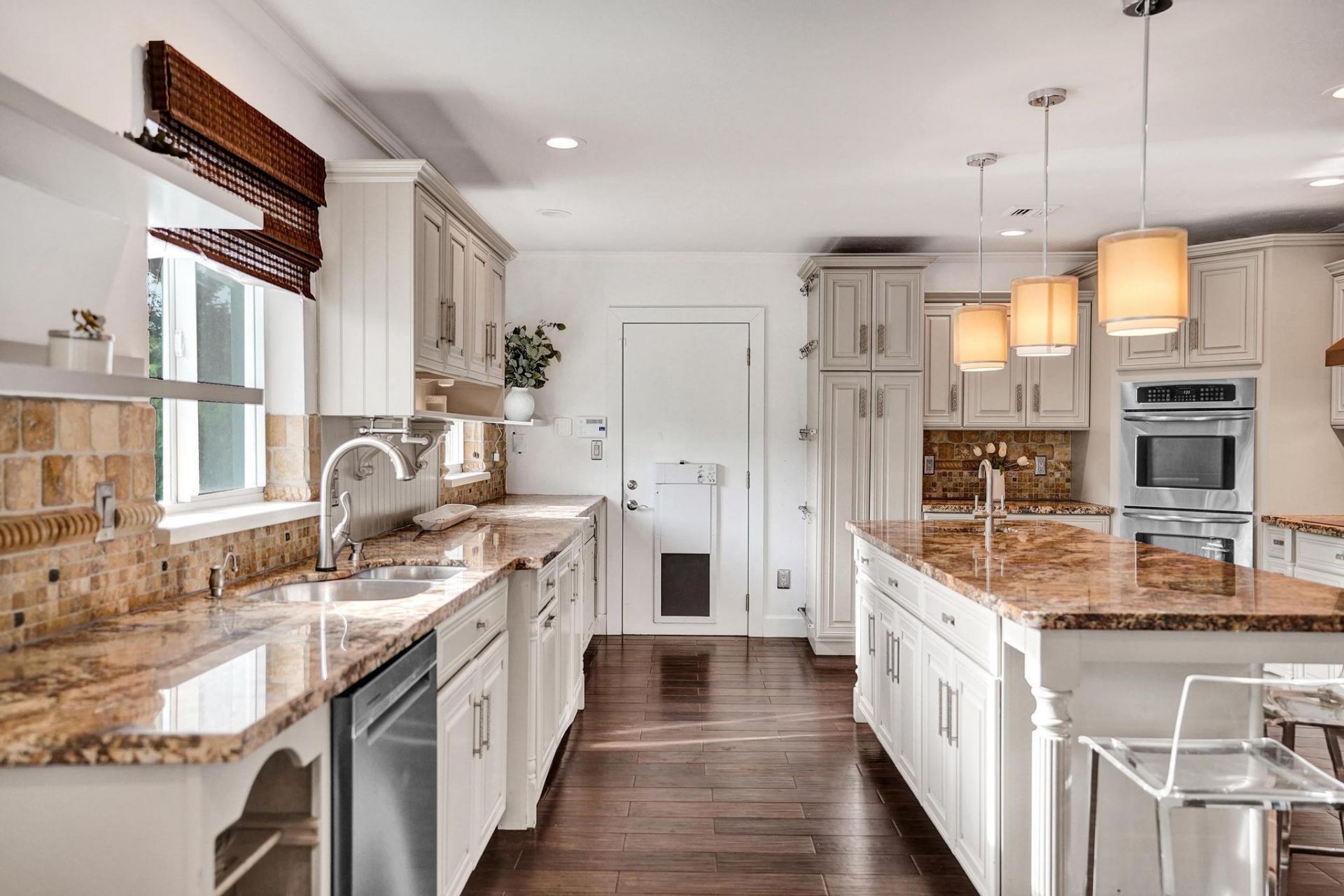 10 Minnetonka Road, Sea Ranch Lakes, FL 33308 Photo
