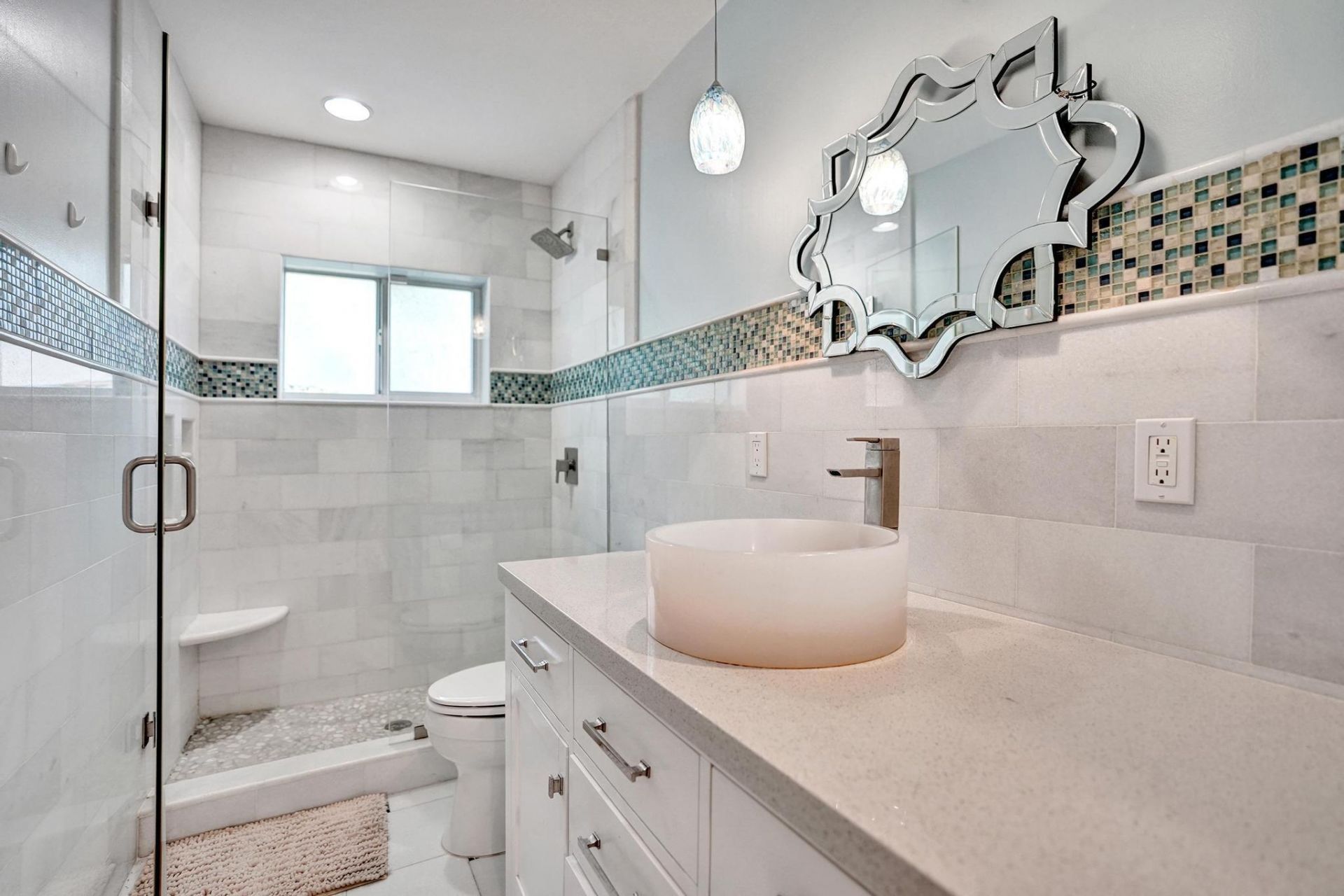 10 Minnetonka Road, Sea Ranch Lakes, FL 33308 Photo