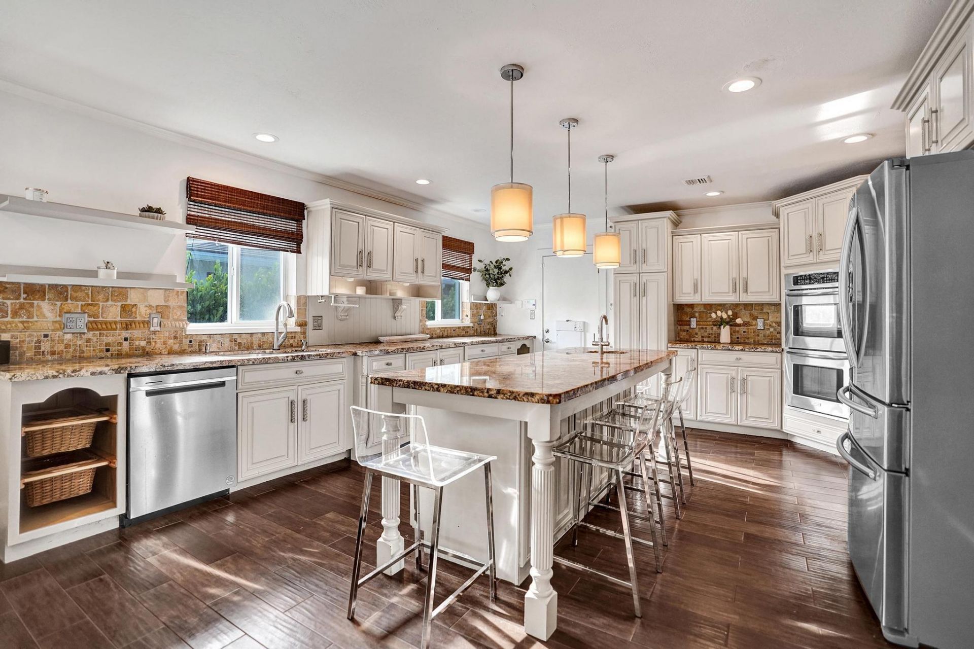 10 Minnetonka Road, Sea Ranch Lakes, FL 33308 Photo