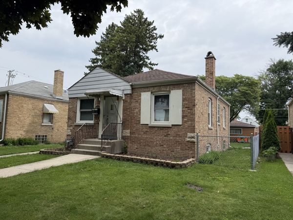 4335 N Overhill Avenue , Norridge, IL 60706