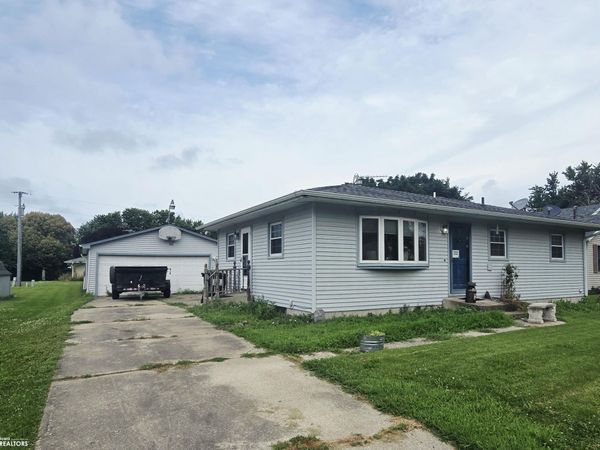 345 S Walnut Street, Fremont, IA 52561