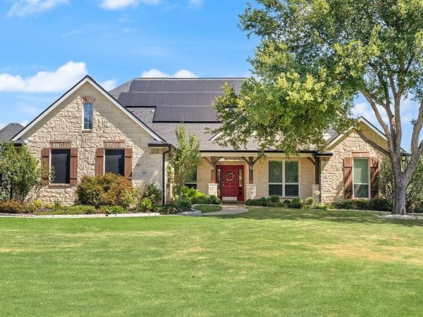 8101 Oak Creek Lane, Denton, TX 76208