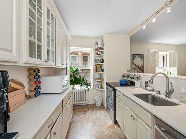 21 Beacon Street, Unit 2E, Boston, MA 02108