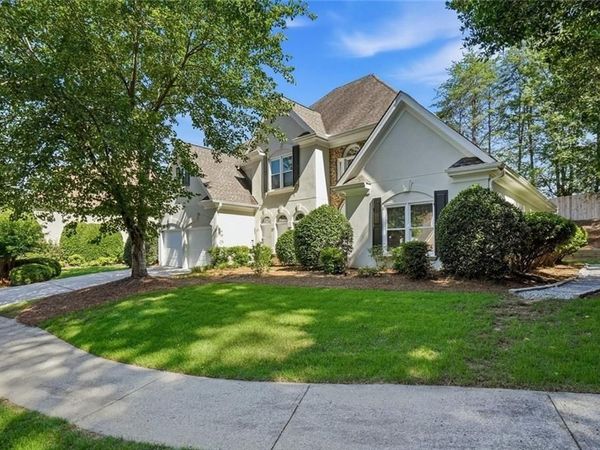 1200 Woodlawn Drive NE, Marietta, GA 30068