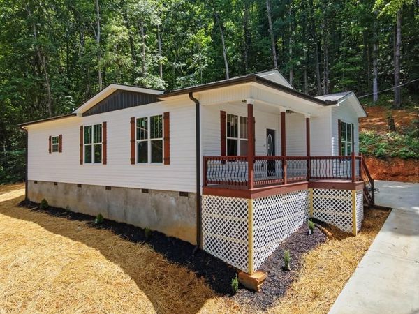 171 N DALE Street , Calhoun, GA 30701