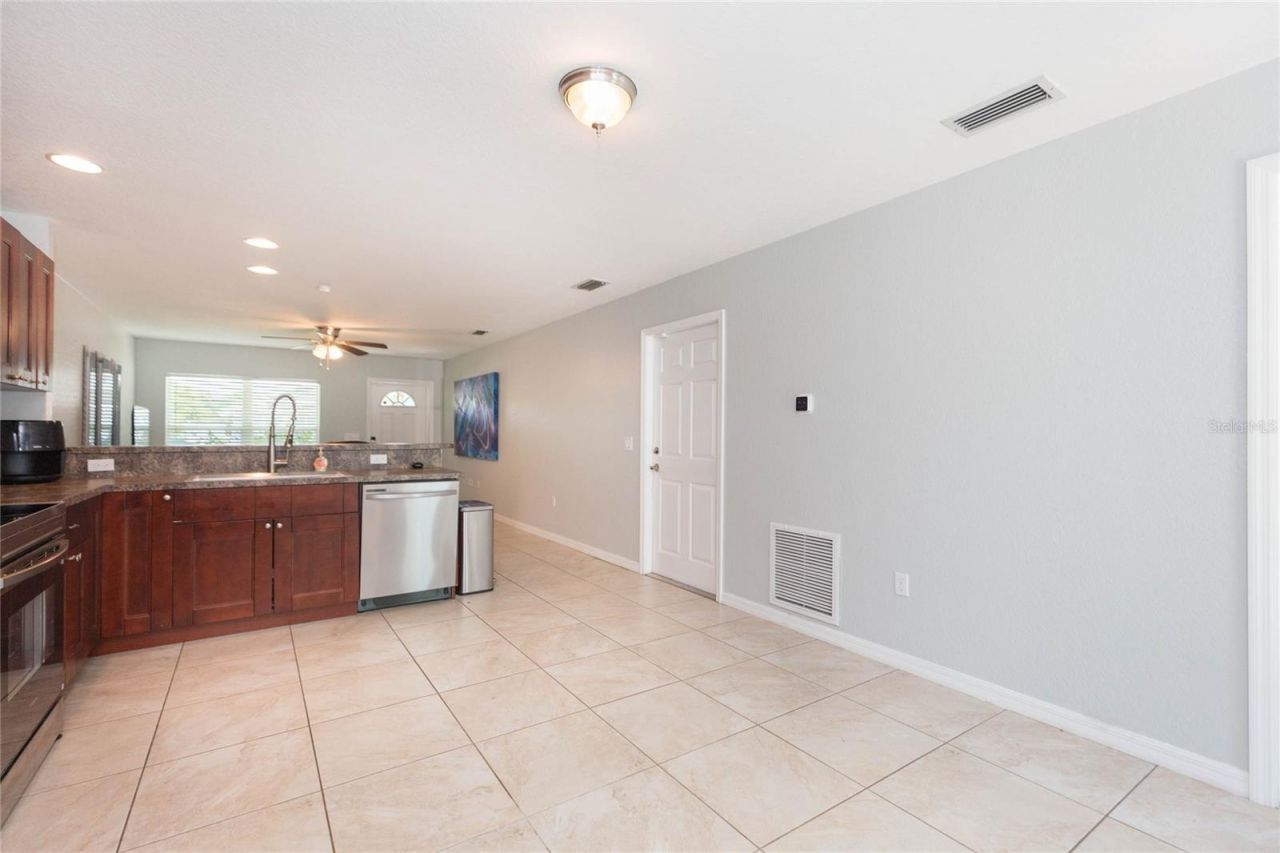 1922 Melrose Avenue S, Saint Petersburg, FL 33715 Photo