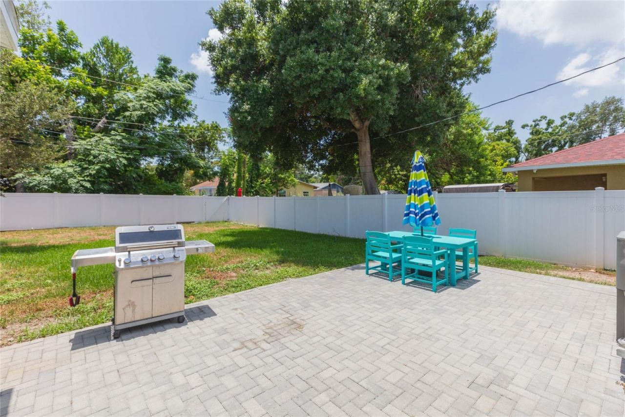 1922 Melrose Avenue S, Saint Petersburg, FL 33715 Photo