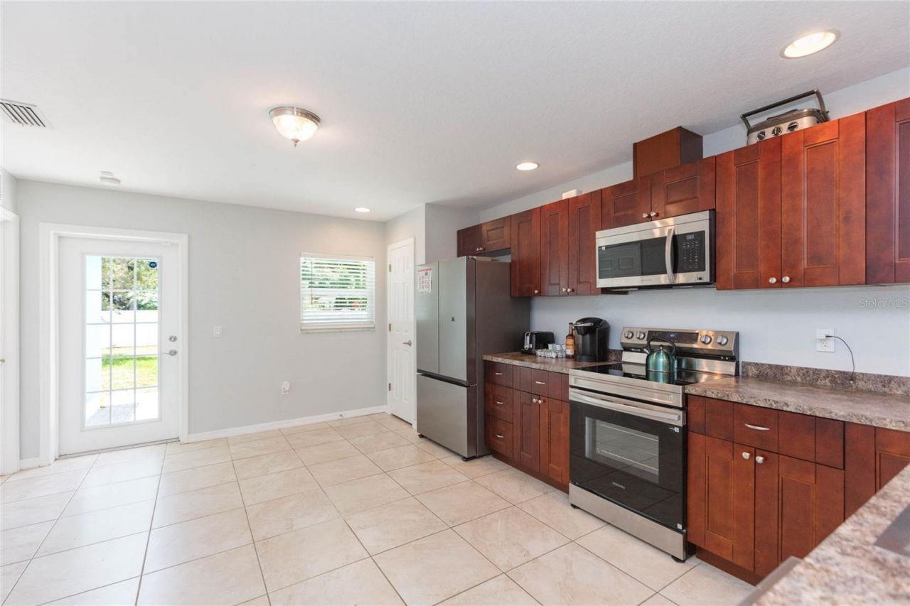 1922 Melrose Avenue S, Saint Petersburg, FL 33715 Photo