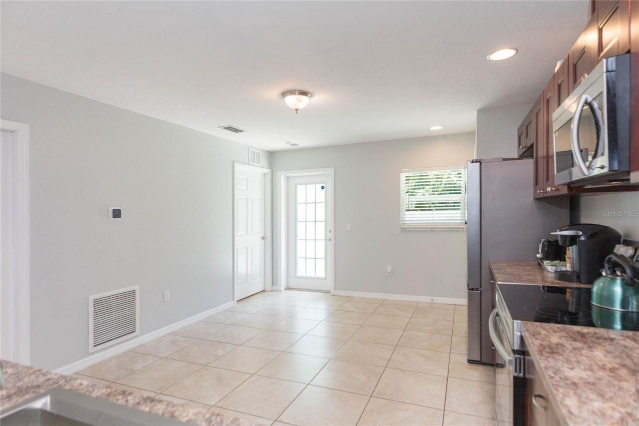 1922 Melrose Avenue S, Saint Petersburg, FL 33715 Photo