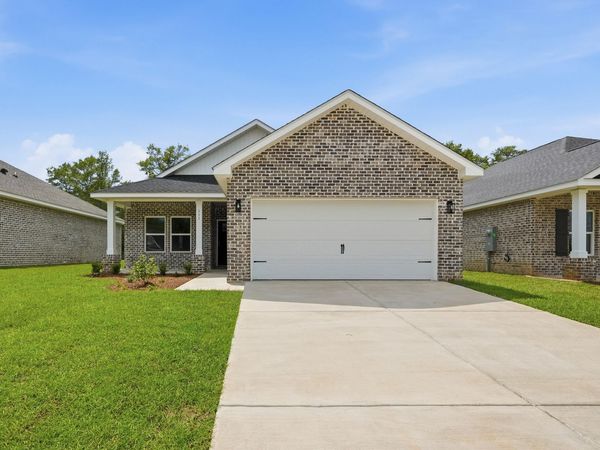 111 Spooner Street, DeFuniak Springs, FL 32433
