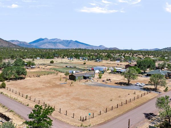 6628 N PINON Road, Flagstaff, AZ 86004