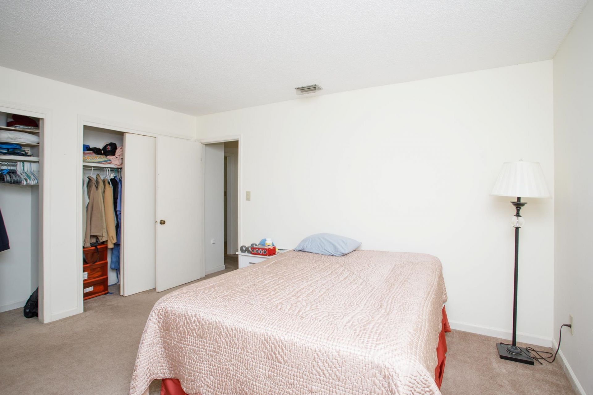 6624 Wintergreen Point  Photo 14