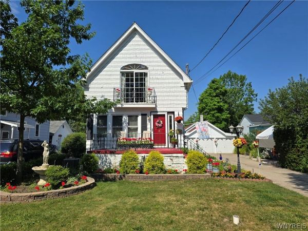 36 Dellwood Road , Buffalo, NY 14226