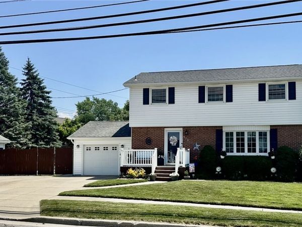 573 Columbia Avenue , Depew, NY 14043