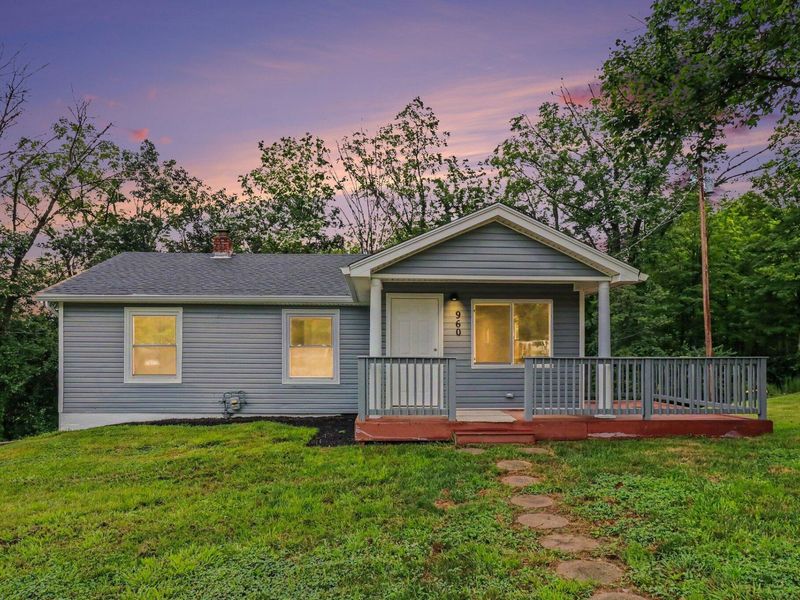 960 Ridgeview Drive, Florence, KY 41042 Photo 2