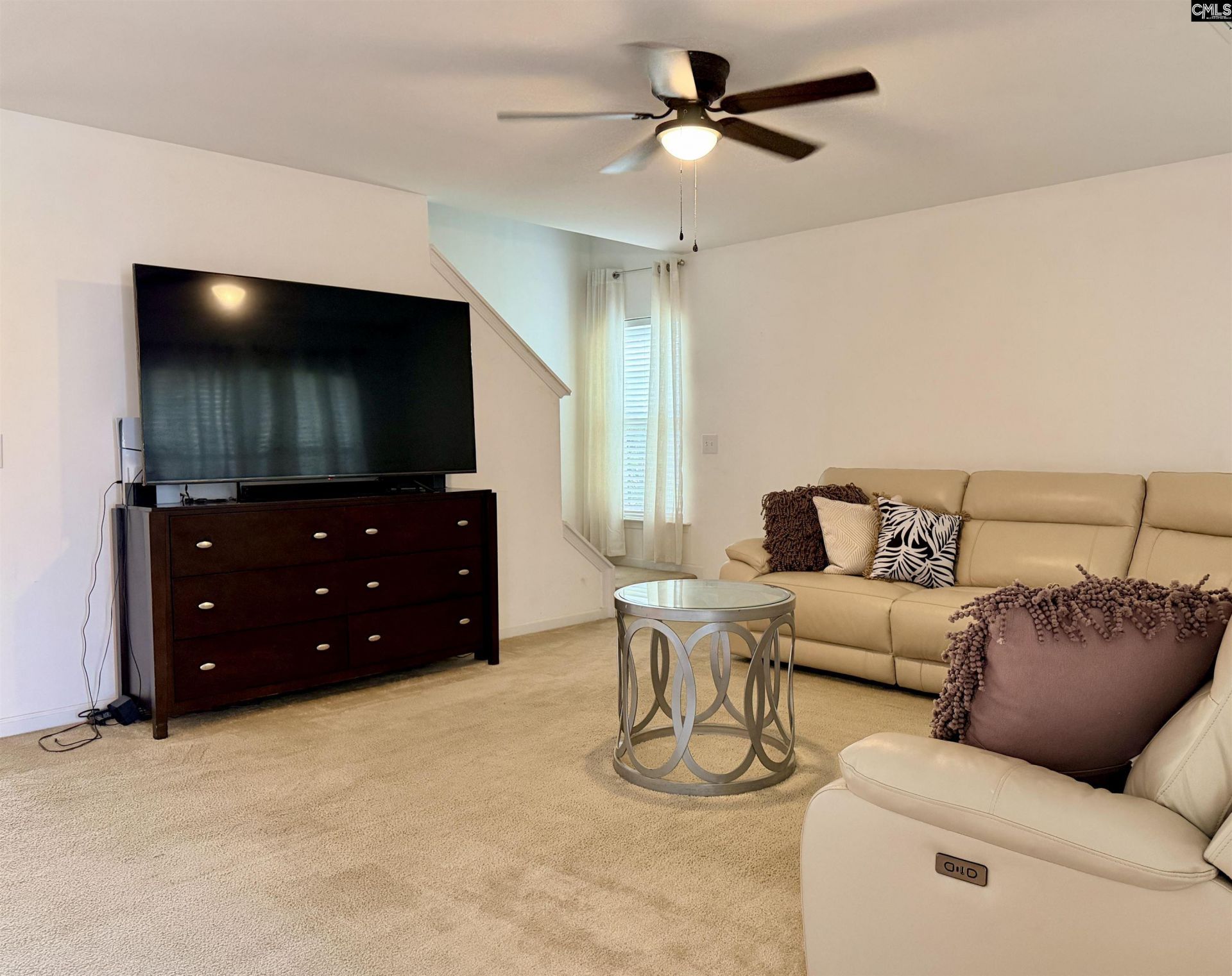 216 Marshdeer Way Photo 6