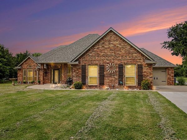 1285 Bradford Place, Blanchard, OK 73010