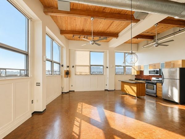 118 Holmes, Unit 401, Quincy, MA 02171