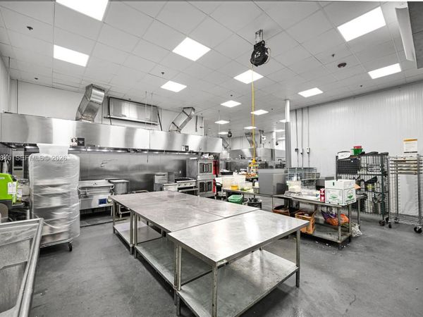 1395 E 11th Ave , Hialeah, FL 33010