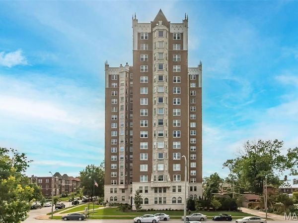 625 S Skinker Boulevard, Unit 401, St Louis, MO 63105