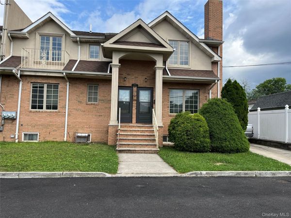 27-07 Murray Lane , Unit Second flo, Flushing, NY 11354