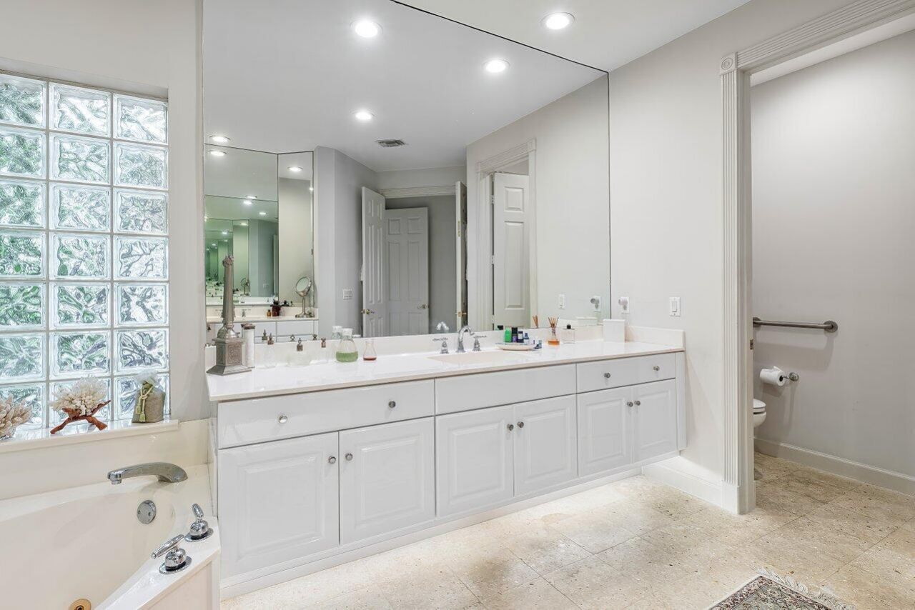 3 Bermuda Lake Drive, Palm Beach Gardens, FL 33418 Photo
