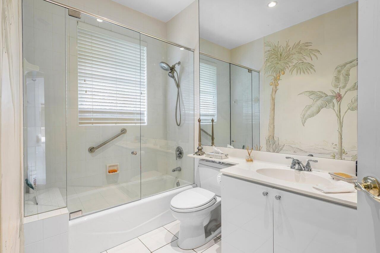 3 Bermuda Lake Drive, Palm Beach Gardens, FL 33418 Photo