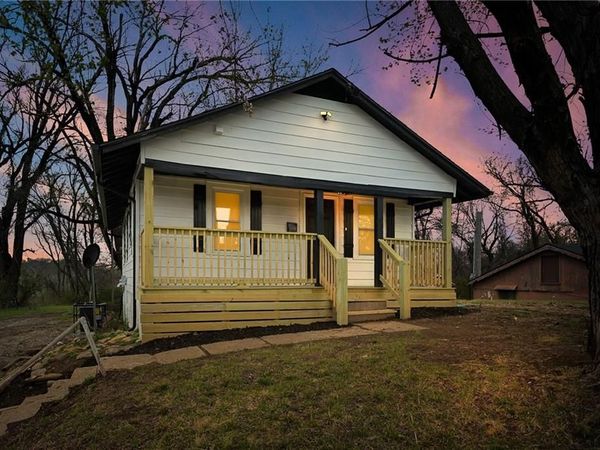 108 N Ditzler Avenue, Independence, MO 64053