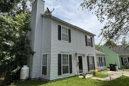 110 Nottingham Court photo 4