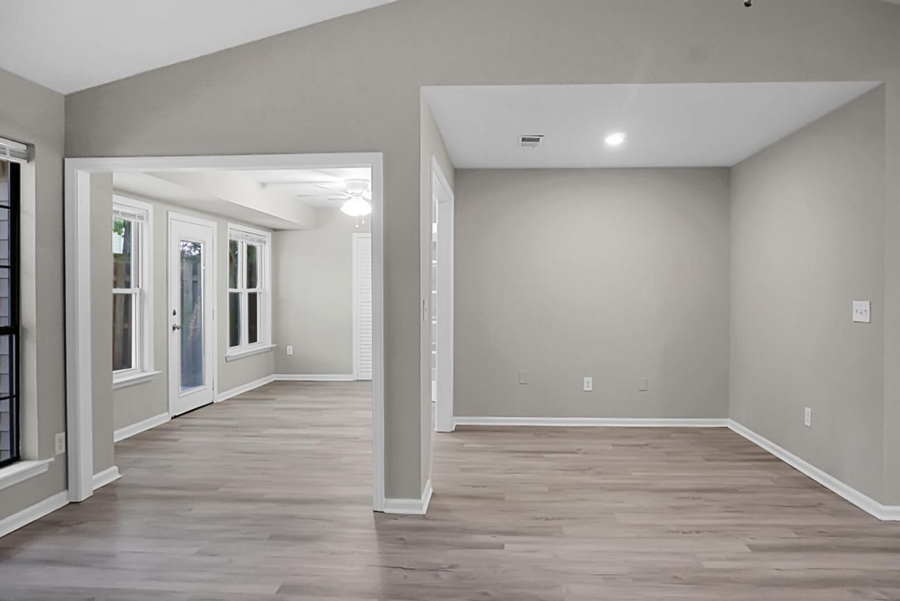 17 Indigo Lane Photo 10