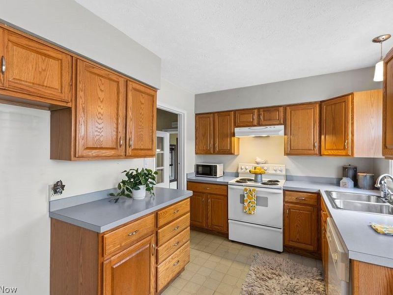 2407 27th Street, Cuyahoga Falls, OH 44223 Photo 16