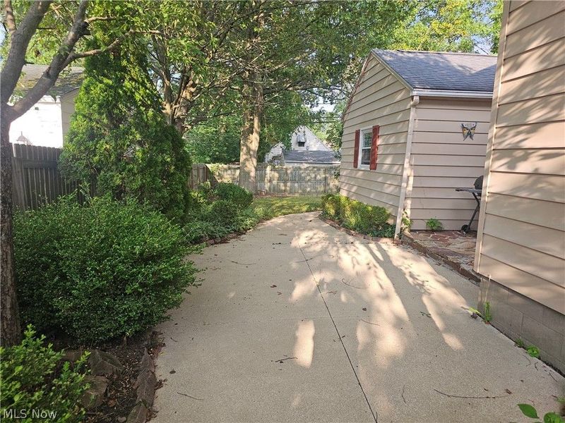 2407 27th Street, Cuyahoga Falls, OH 44223 Photo 20
