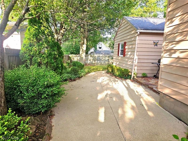 2407 27th Street, Cuyahoga Falls, OH 44223 Photo 33