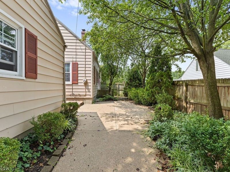 2407 27th Street, Cuyahoga Falls, OH 44223 Photo 45