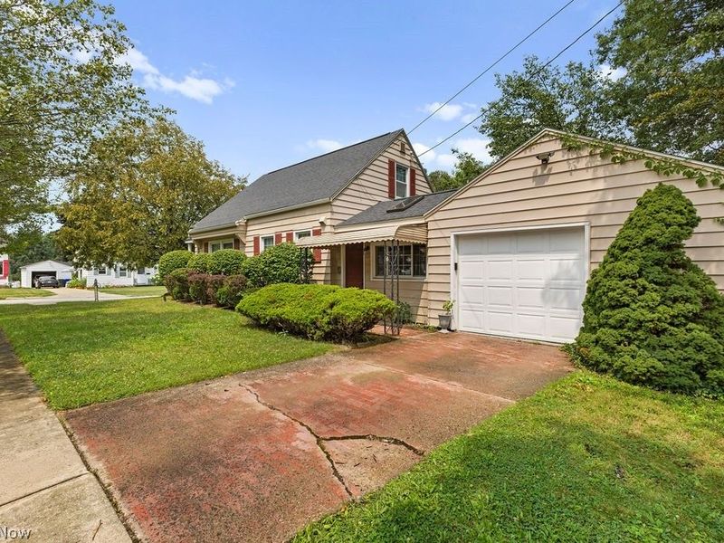 2407 27th Street, Cuyahoga Falls, OH 44223 Photo 6