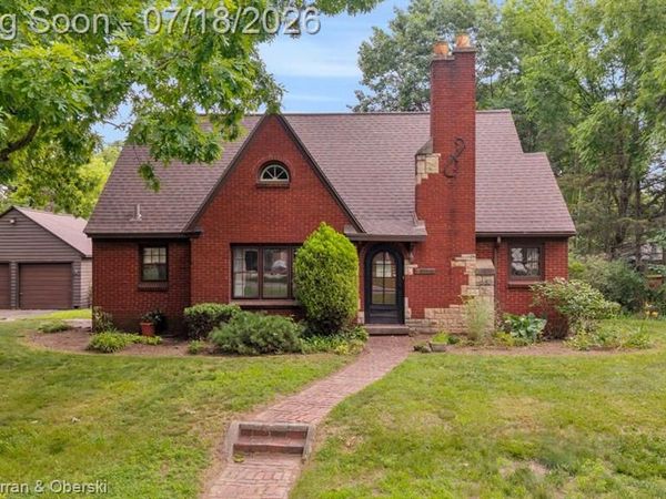 9428 Ball Street, Plymouth Twp, MI 48170
