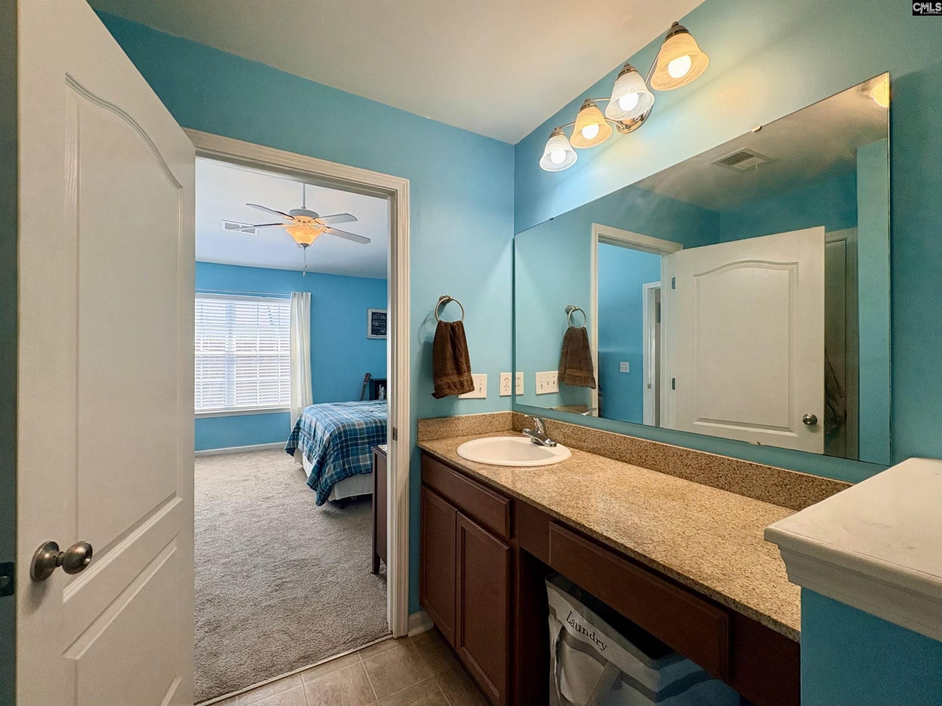 512 Dawsons Park Way Photo 16