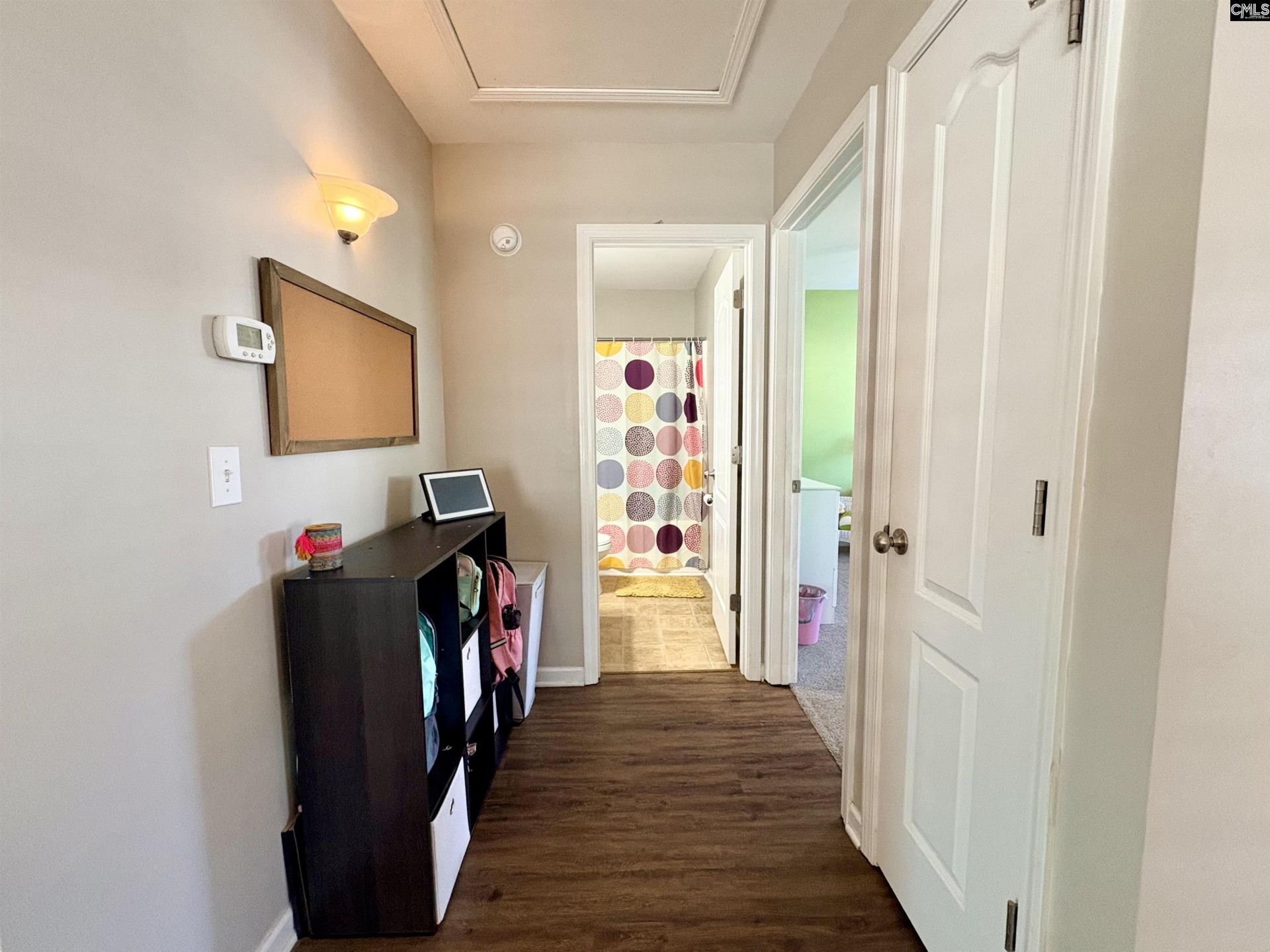512 Dawsons Park Way Photo 18