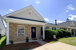 512 Dawsons Park Way photo 4