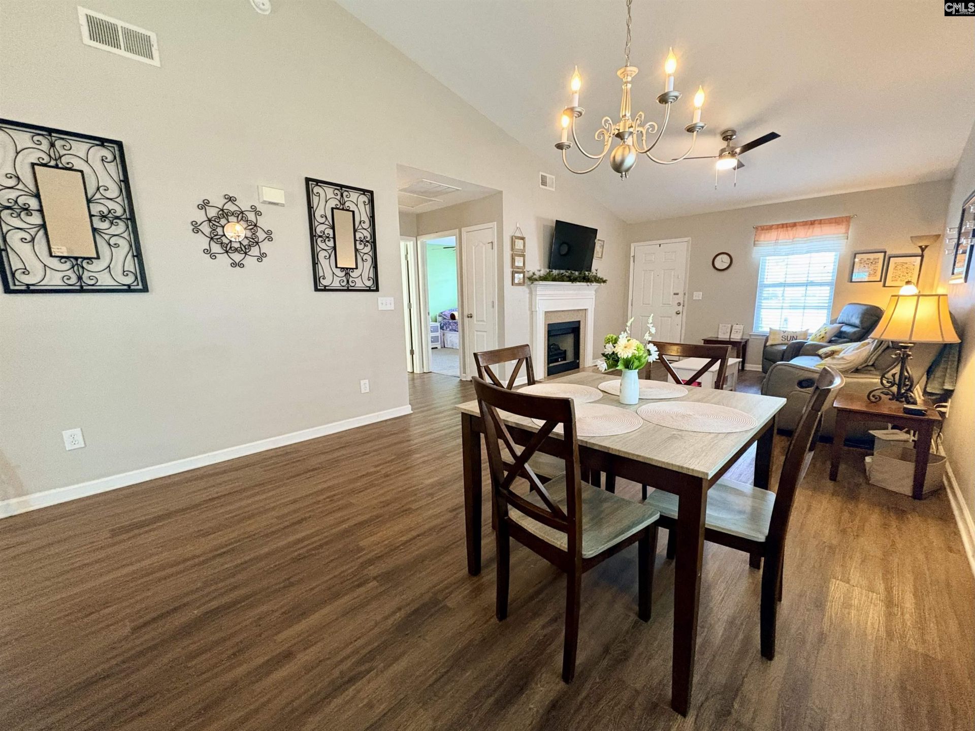 512 Dawsons Park Way Photo 6