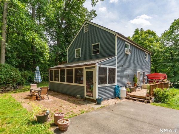11 Jamaica, Clinton, CT 06413